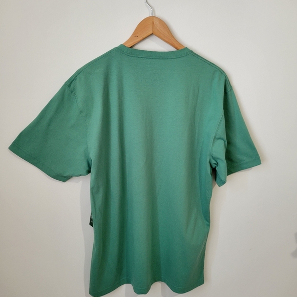 L.L. Bean Men's Med T-shirt - Picture 3 of 5